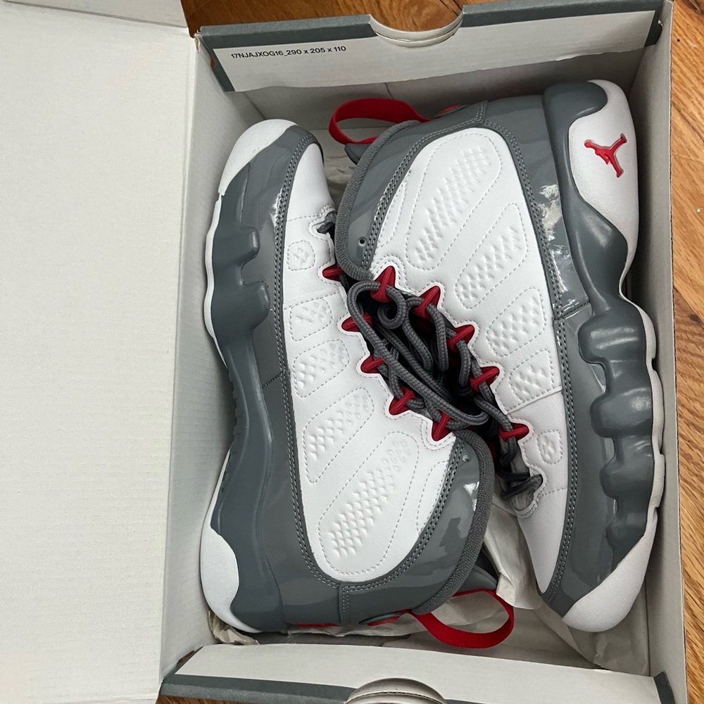 Nike Air Jordan 9 Retro Sneakers